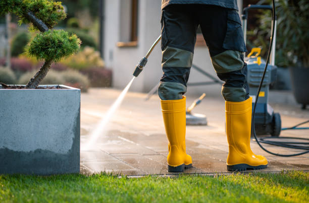 Why Choose Our Certified Pressure Washing Experts for Your Project Needs in Salmon Creek, WA?